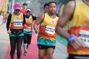 BIB: 40456, 42848
                            <button type="button" onclick="openModal(8149474)" class="btn btn-primary btn-sm float-right btn-popup" data-toggle="modal" data-target=".modal-high-quality">
                        <i class="fas fa-shopping-cart"></i> Add to Cart
                    </button>
                                            <button type="button" onclick="isThisMe(8149474, true)" class="btn btn-success btn-sm float-right btn-popup btn-isme hidden" data-toggle="tooltip" data-placement="bottom" title="นี่คือรูปของคุณใช่ไหม คลิกที่นี่เพื่อเอาเข้าอัลบั้ม">
                        <i class="fas fa-plus"></i> Add to album
                    </button>
                    <button type="button" onclick="isThisMe(8149474, false)" class="btn btn-warning btn-sm float-right btn-popup btn-isnotme hidden">
                        <i class="fas fa-ban"></i> Remove from album
                    </button>